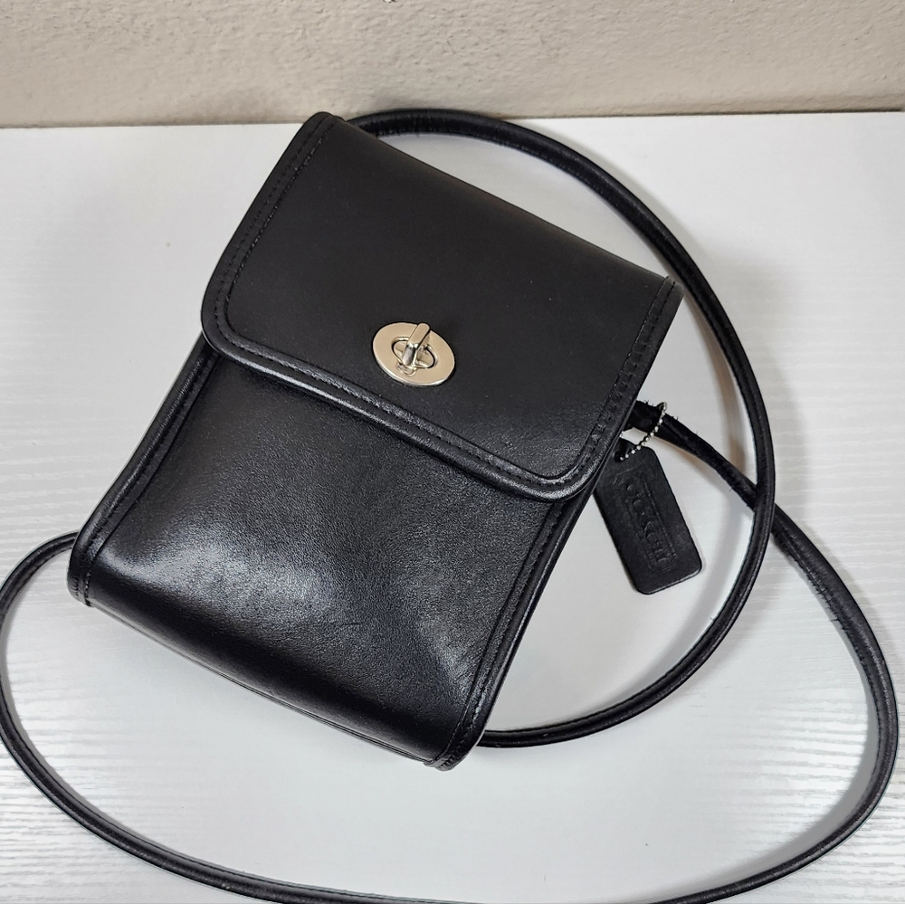 Vintage Coach Black/Nickel Scooter Bag #9893 - Picture 3 of 16